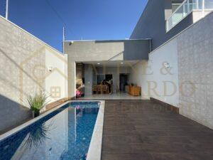 Casa com piscina bairro Parque Universitário em Americana-SP 16